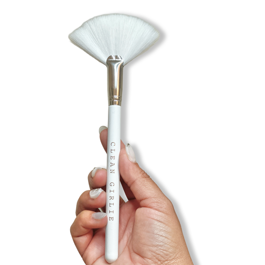 Cleansing Fan Brush